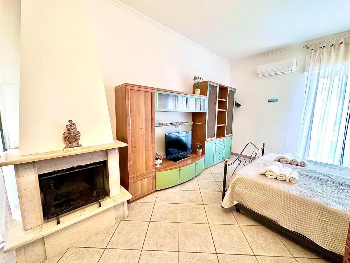 Bed and Breakfast Sorrenthouse Sant'Agnello Exterior foto